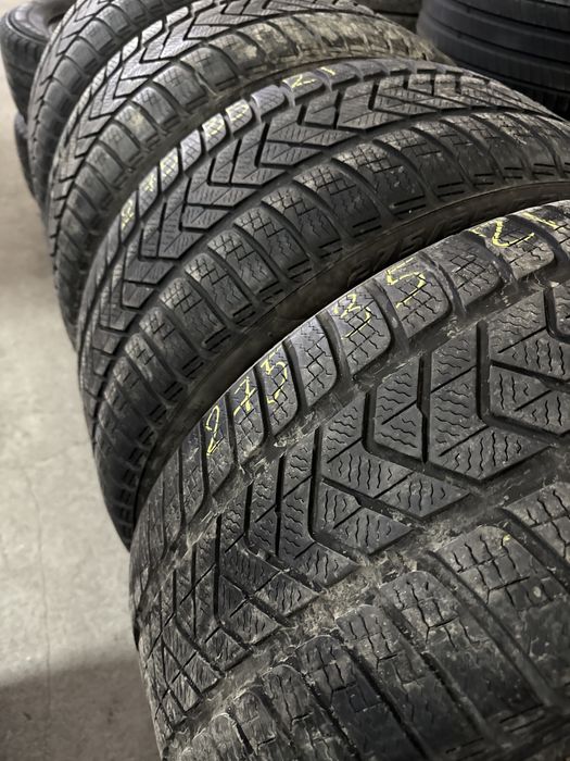 275.35.21 Pirelli SottoZero3,6-7 mm,dot 2022