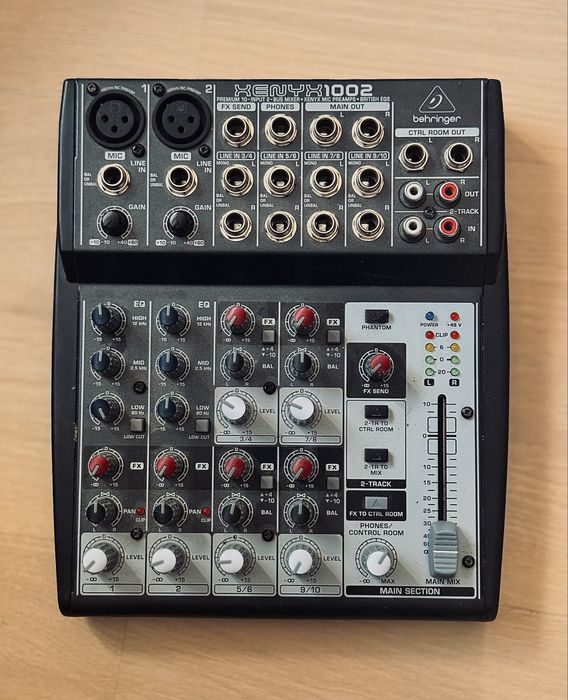 mixer audio Behringer Xenyx 1002