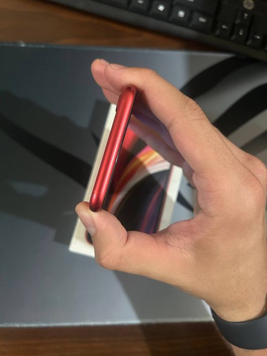 iPhone SE (gen2)
