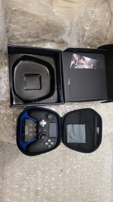 Топ в света геймърски контролер джойстик Nacon Revolution unlimited Pr