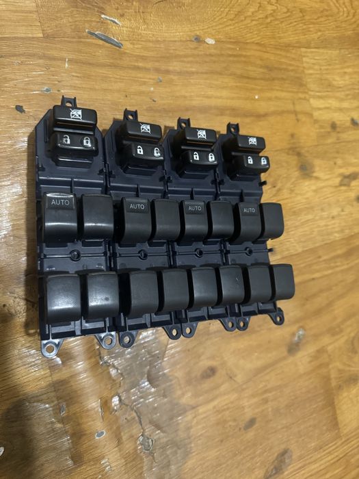 Блок управление стеклоподьемником тойота ярис 2005/2013 РЕД РАССРОЧКА