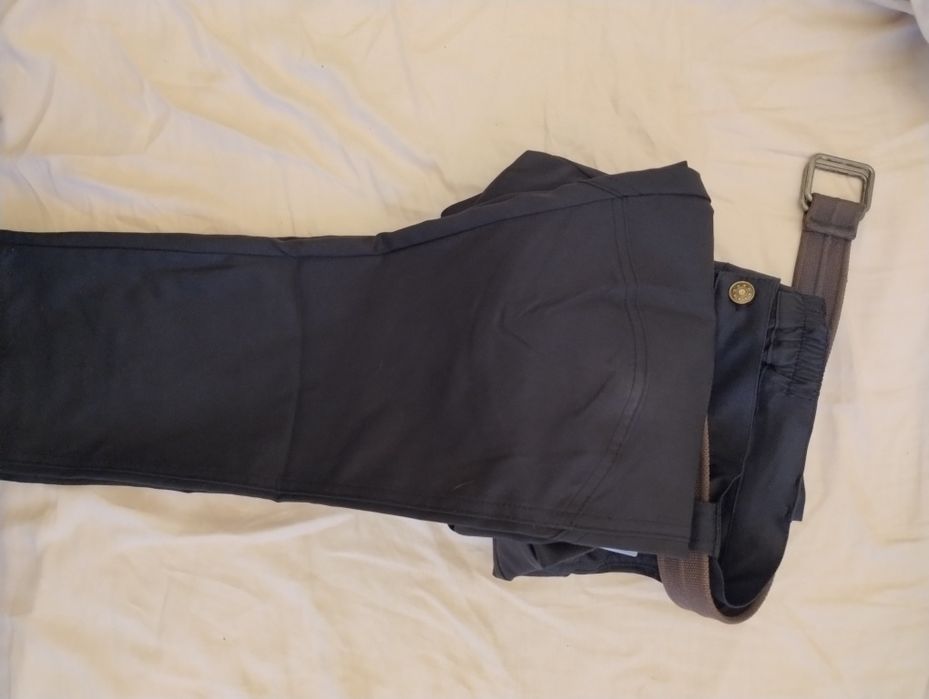 Pantaloni cargo, drumeție L