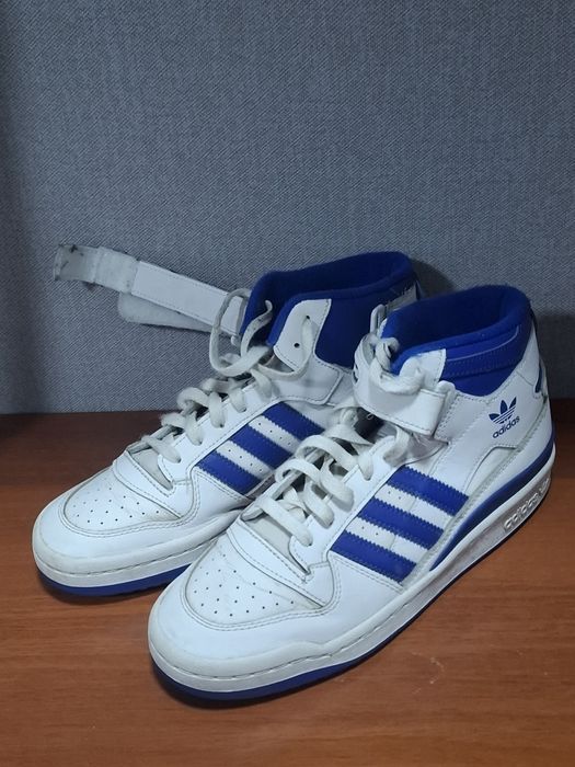Продам, кроссовки adidas Forum low