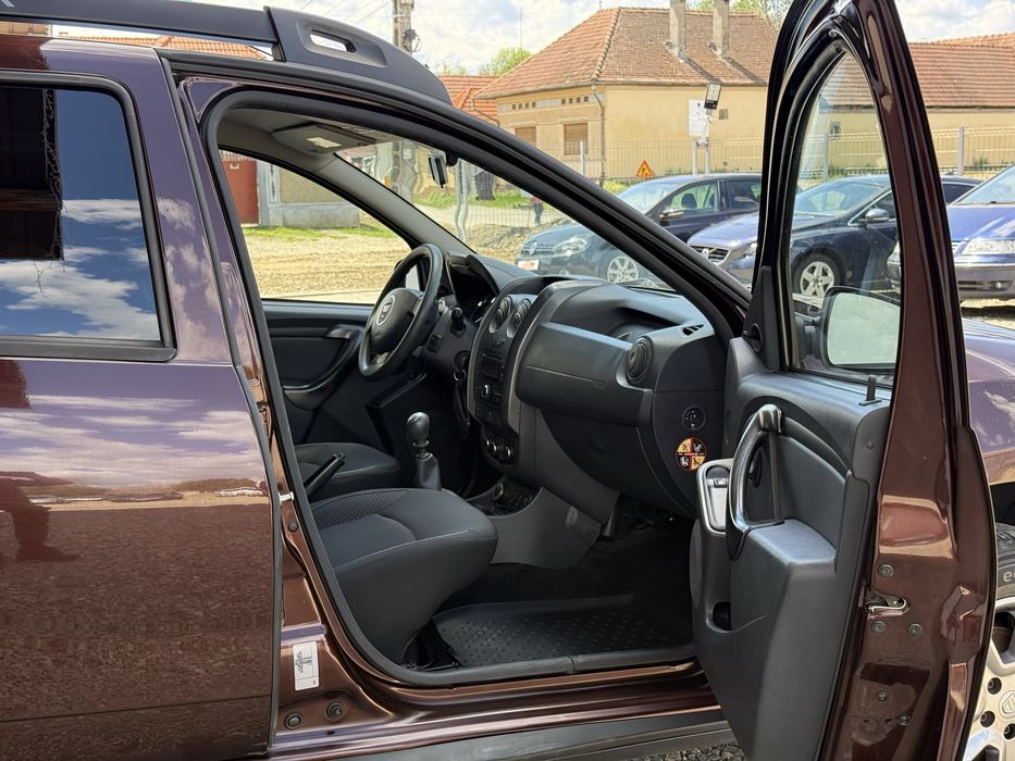Dacia Duster 11/2016 Euro 6 1.5 DCi 110 CP 4X4 SE POATE IN RATE
