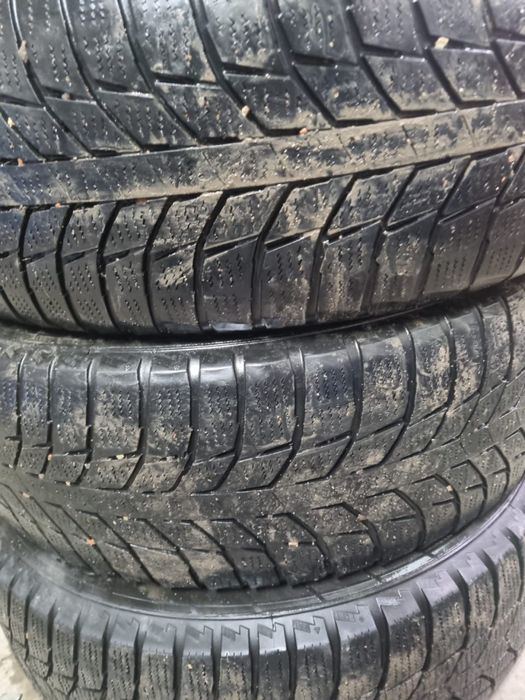 Продам зимние шины
