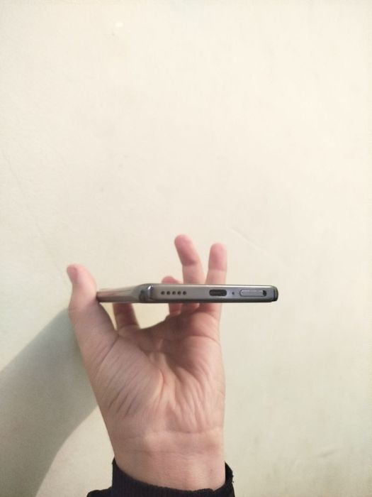 Xonor x9c xotira 256 hamma narsasi radnoy