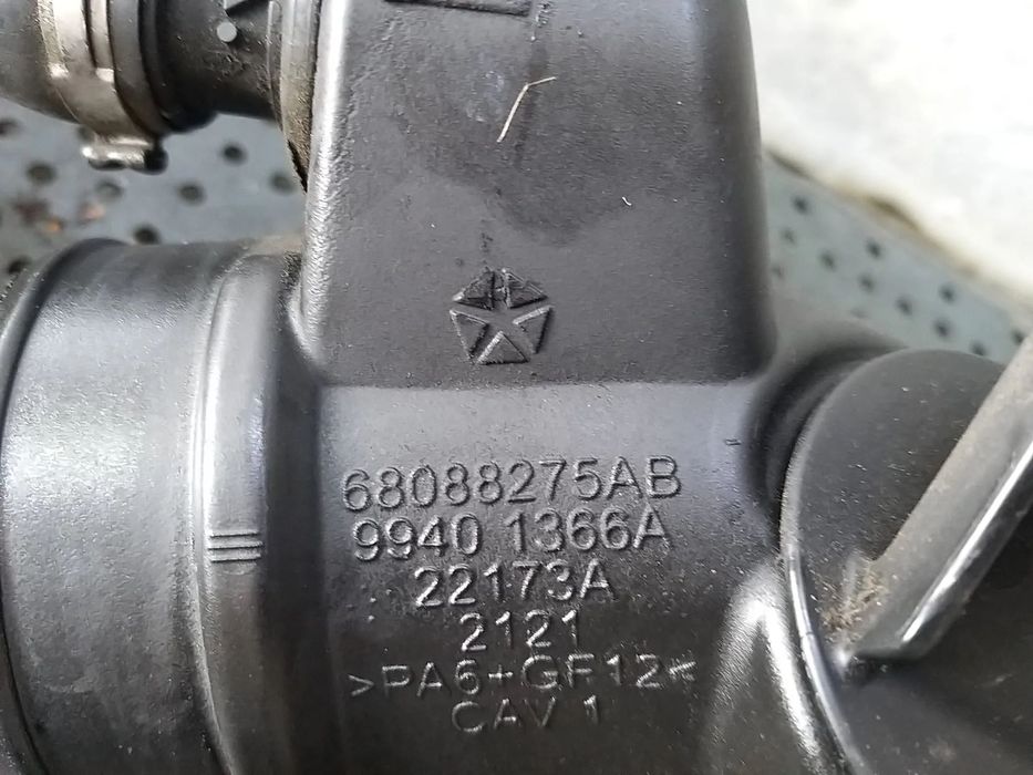 Tubulatura admisie aer 3.0 crd jeep grand cherokee 4 wk wk2 68088275ab 99401366a