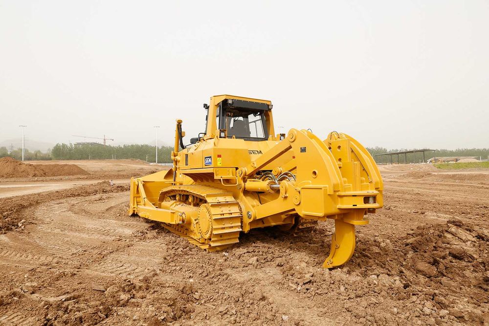 Занжирли бульдозер SEM832F, Бульдозер SEM832F