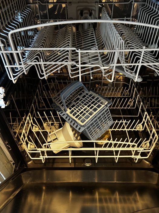 Посудомойка Indesit IDL 60.