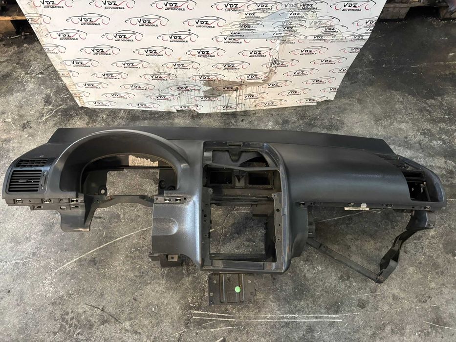Plansa bord Volkswagen Touran an 2007