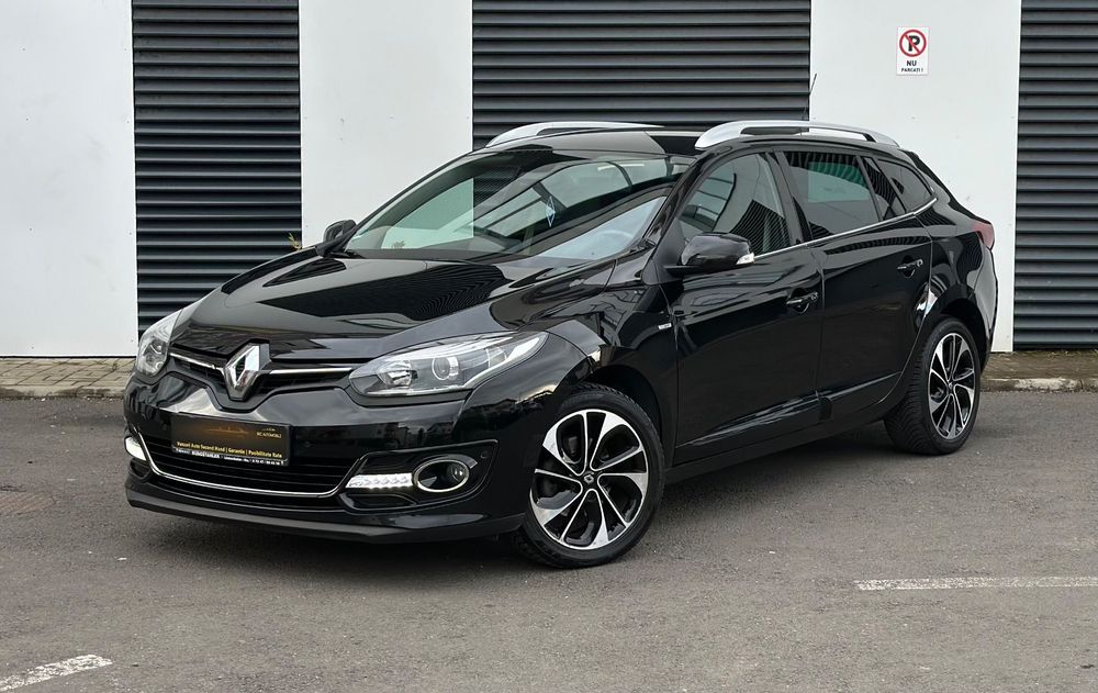 Renault Megane 3 Facelift DCI BOSE Edition Navi Piele Keyless Camera
