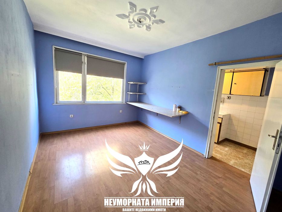 Дава се под наем Четиристаен апартамент в Асеновград - 108 кв.м за 400 € - Снимка #6