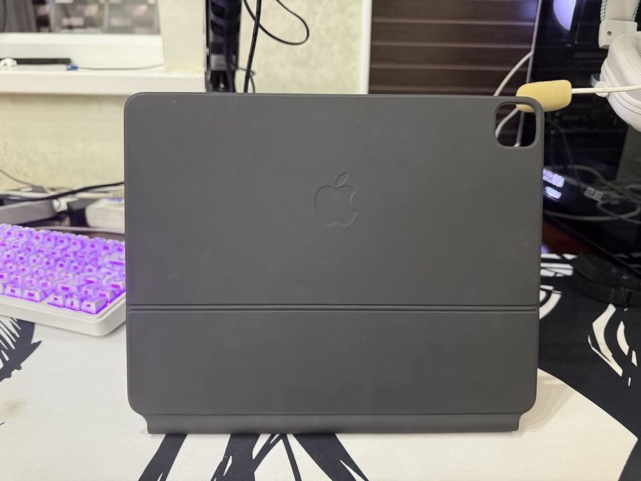 iPad pro 12.9 продам Apple Magic Keyboard для iPad 12.9 в идеале