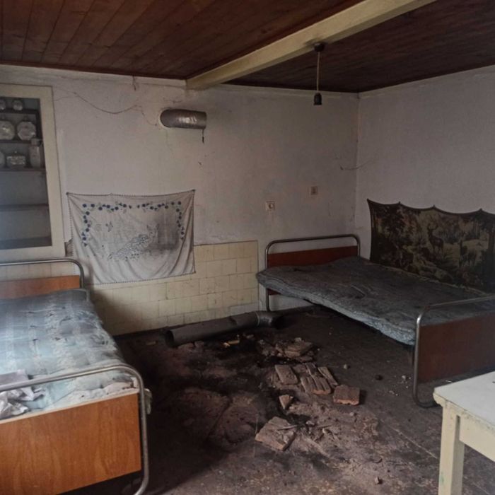 Къща в с.Енина на 2 ет. с двор 520 кв.м.