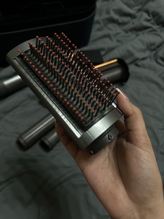 Dyson  расцветка: Bright nickel / Rich copper