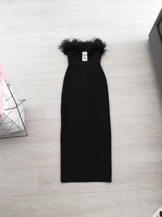 Rochie neagra de seara cu puf