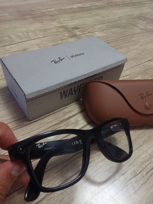 Rey-Ban Meta Wayfarer
