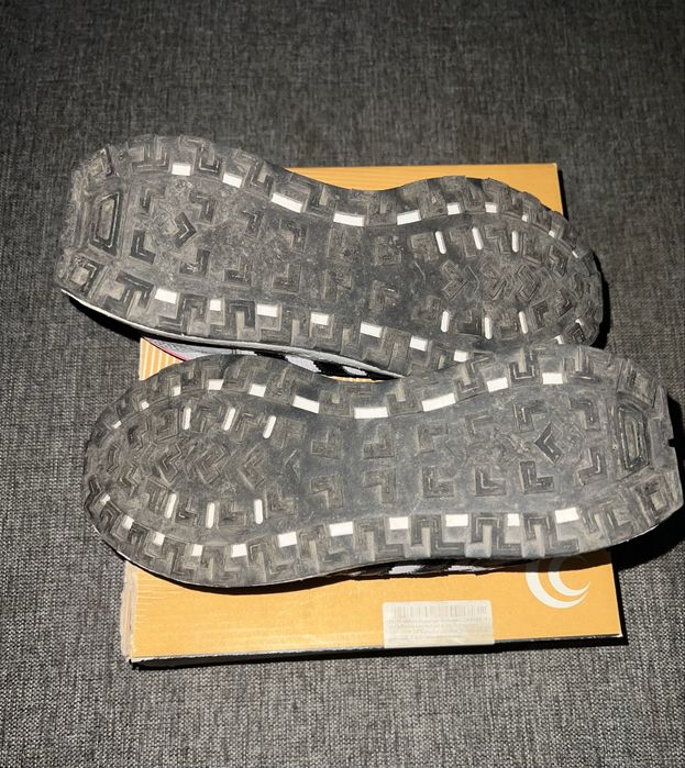 Продам кроссовки Adidas