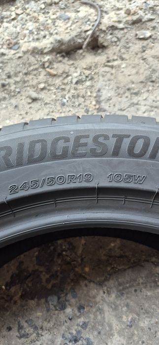 4 anvelope vara Bridgestone 245/50/19,dot 2023.Pretul este pe bucata.
