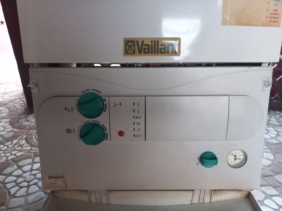 Vând centrală termică Vailant