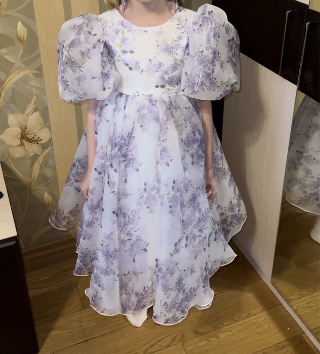 Прокат детских платьев