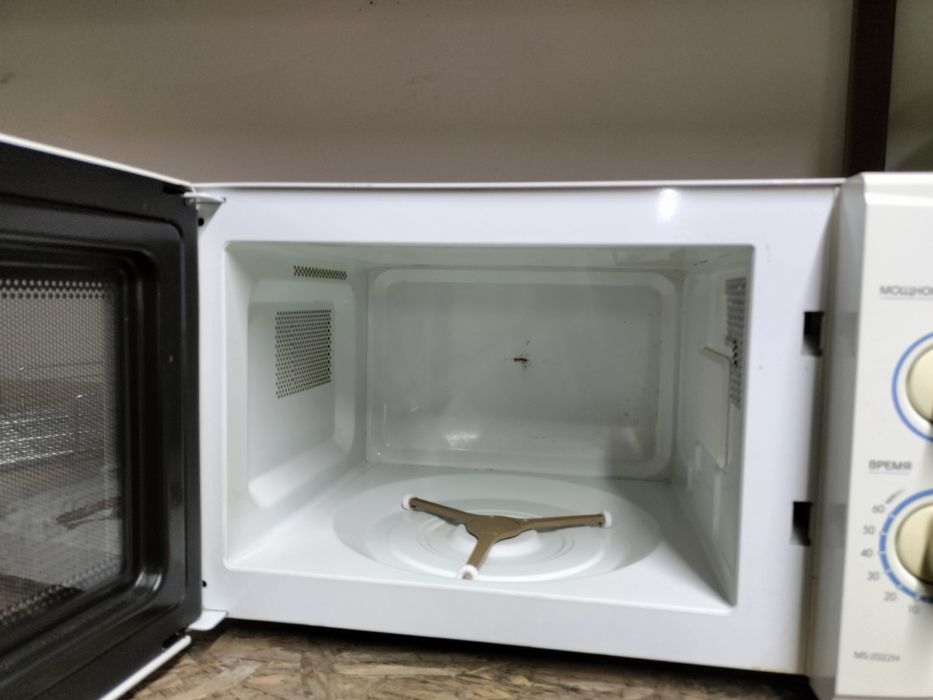 Микроволновая печь