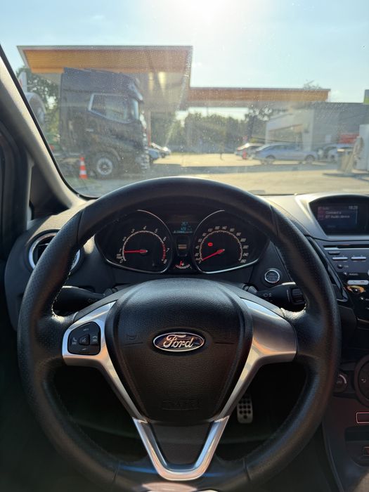 Ford Fiesta ST 182