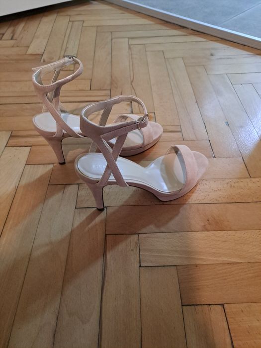 Дамски елегантни сандали