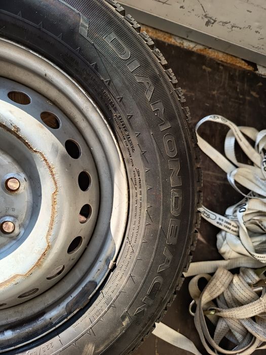 Vând roata rezerva Iveco,225/65r16c stare buna preț 260lei neg