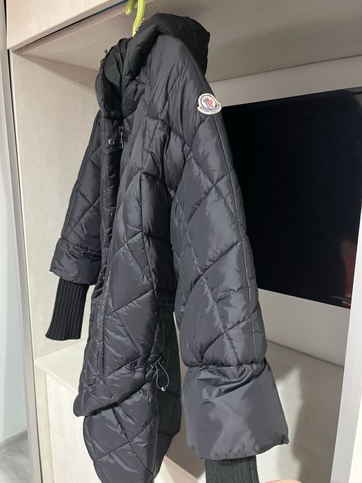 Geaca Moncler marimea 1 femei