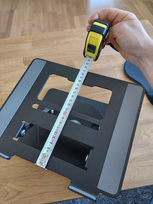 Стойка за лаптоп + подарък килимче за мишка