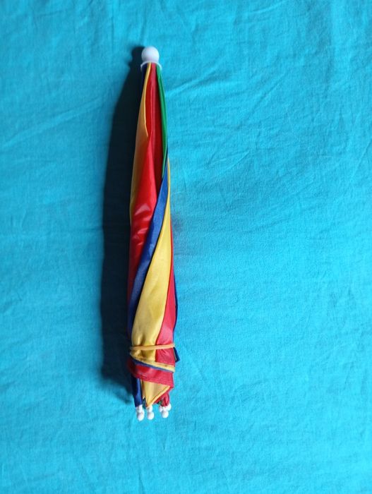 Чадър за минаване между капките