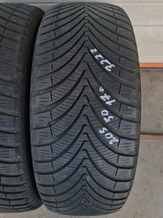 Всесезонни гуми 2 броя KUMHO Solous4s HA32 205 50 R17 дот 3223