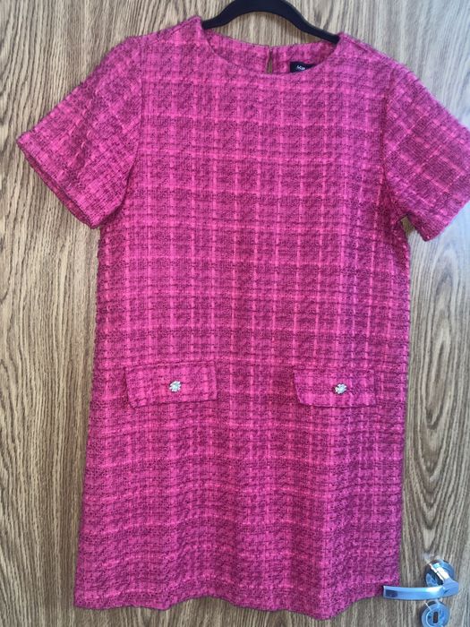 Дамска рокля от букле