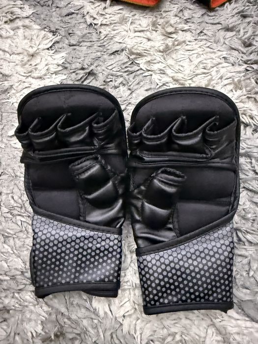 Перчатки для Мма,рукопашного боя от фирмы Green Hill размер- L