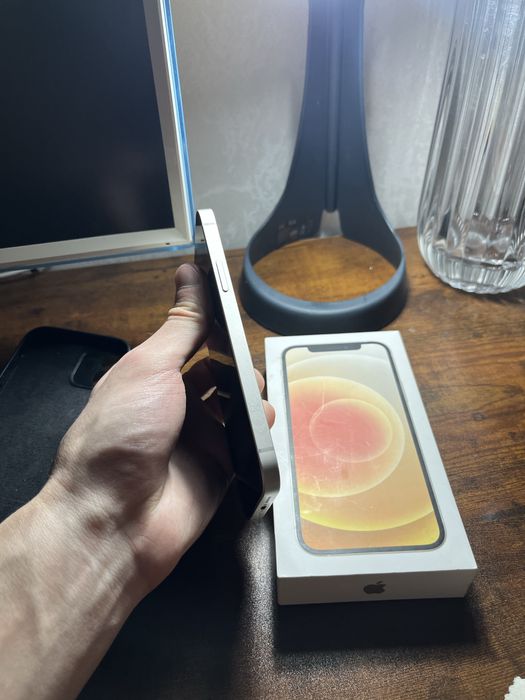 Iphone 12 85% в идеальном состоянии