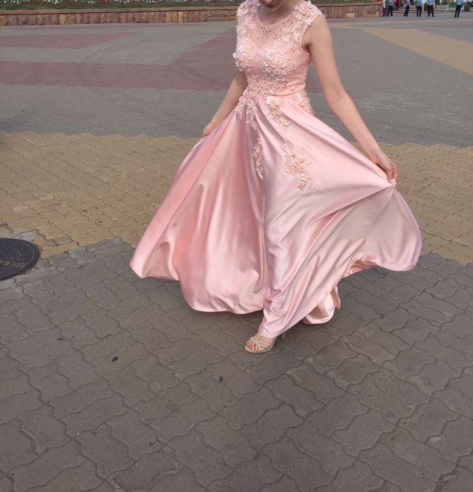 Продам вечернее платье