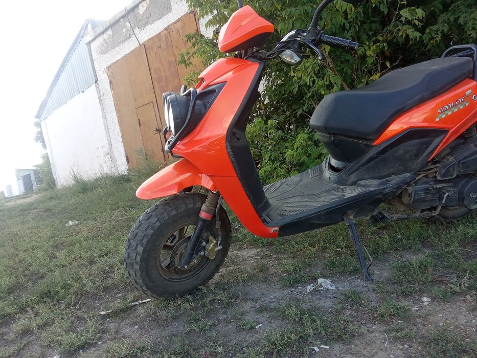 Продам скутер 150кубов