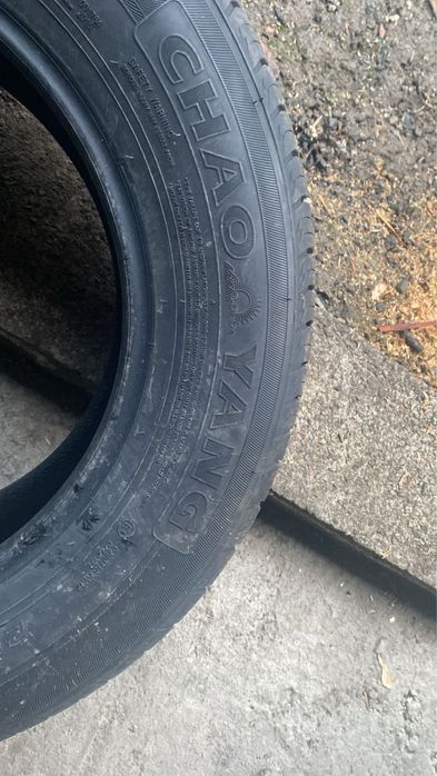 Продам резину 215.65.р16