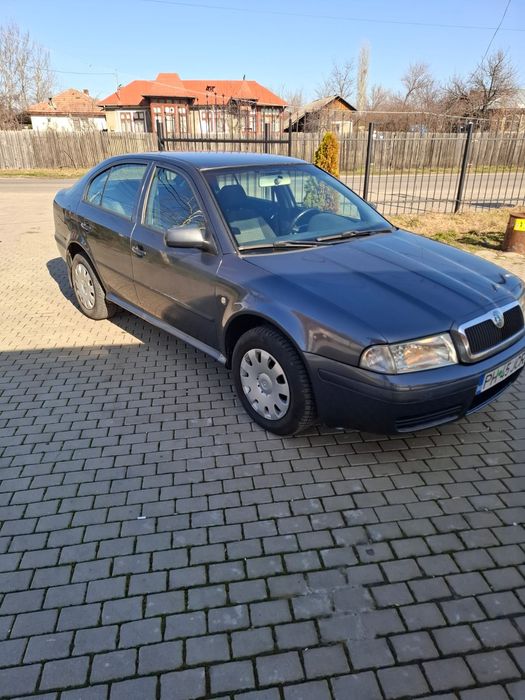 Skoda octavia 1 .