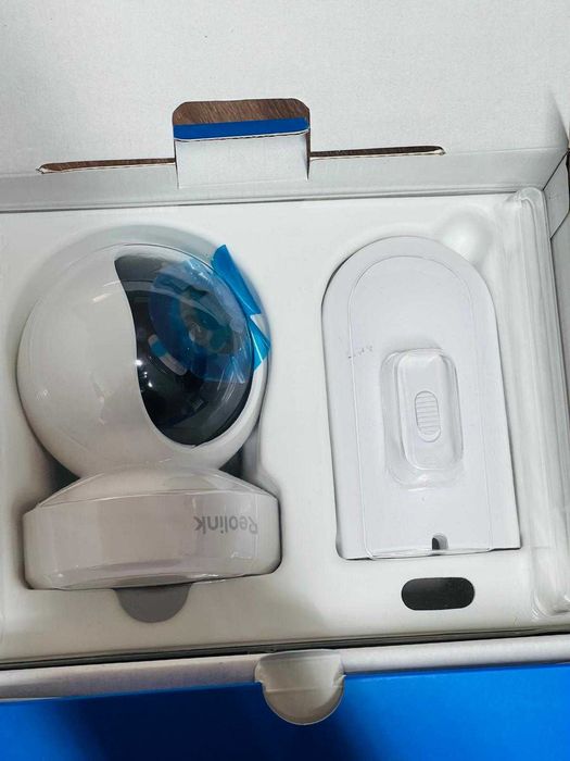 Cameră de supraveghere exterioară Reolink 4K cu urmărire automată