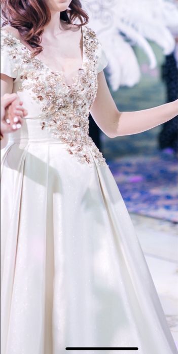 Продается волшебное платье в пол