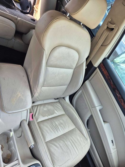 Interior din piele Skoda Superb 2 cu incalzire fata-spate