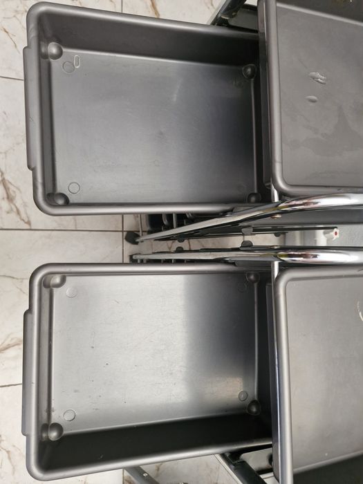 Продам помошники для парикмахера
