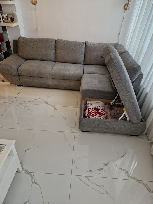 Colțar extensibil cu lada depozitare