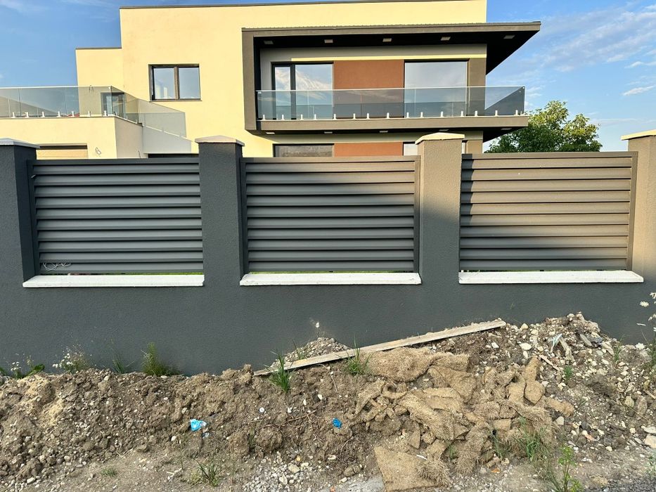 Garduri și porți stil jaluzele sipca metalica tablă cutata