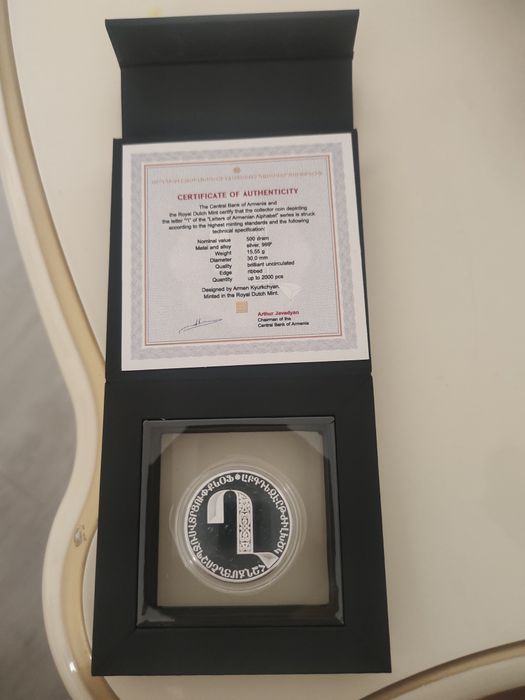 Монета Серебро 999