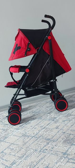 Удобная и лёгкая коляска