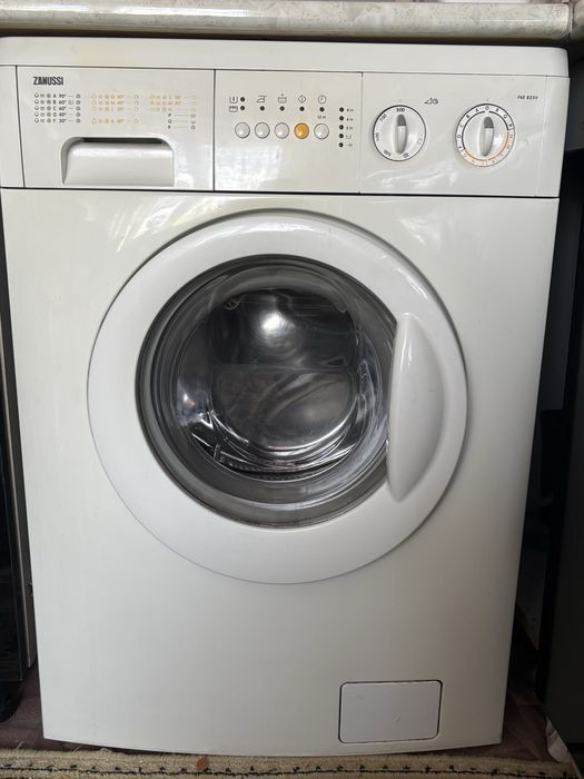 Стиральная машина ZANUSSI
