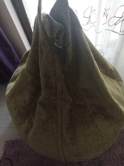 Пуф, барбарон с форма на круша